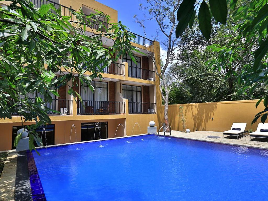 Lily'S Resort Habarana Exterior foto